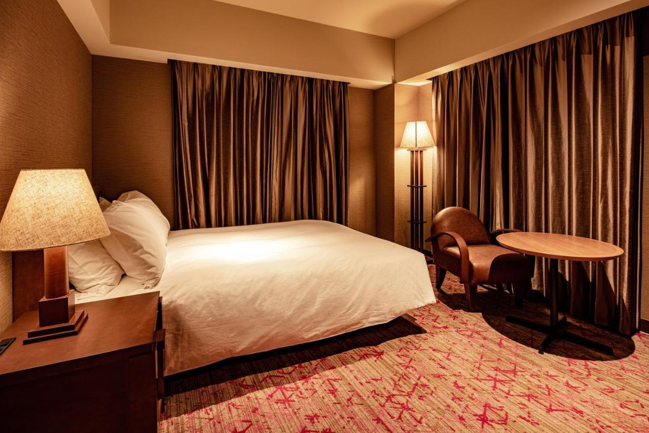The Basics Fukuoka Hotell Fukuoka  Exteriör bild