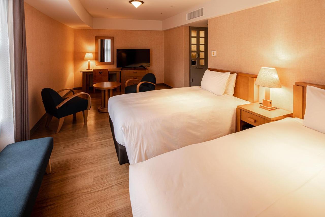 The Basics Fukuoka Hotell Fukuoka  Exteriör bild