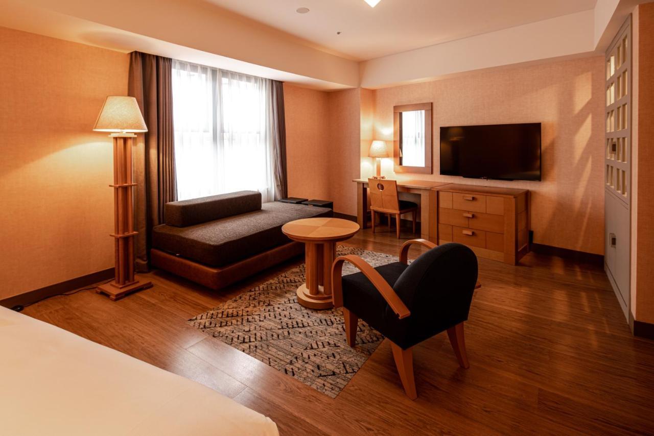 The Basics Fukuoka Hotell Fukuoka  Exteriör bild